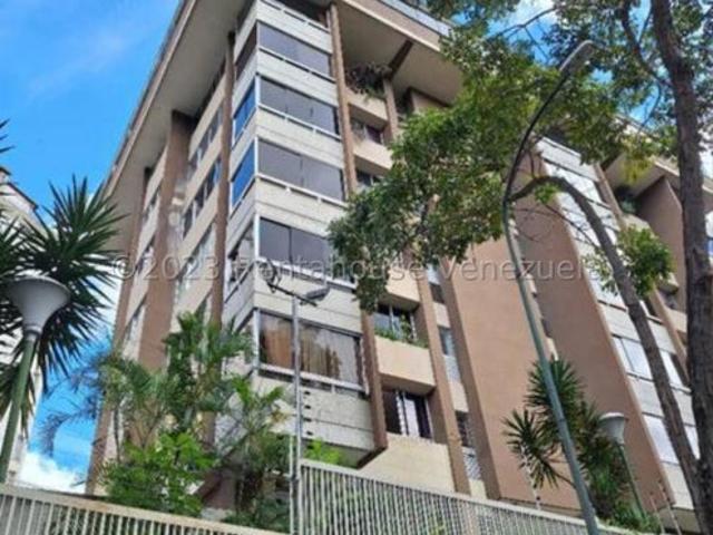 Apartamento en Venta en La Urbina, Caracas