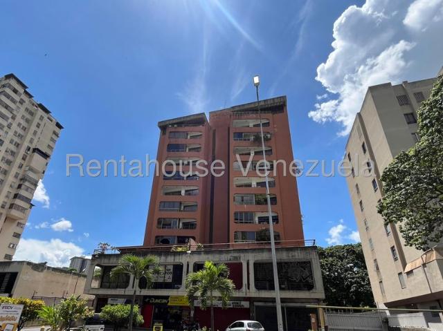 Apartamento en Venta en La Urbina, Caracas