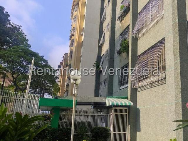 Apartamento en Venta en La Urbina, Caracas