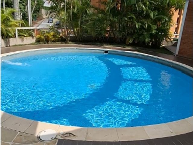 Apartamento en venta en La Alameda
