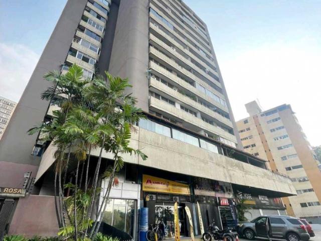 APARTAMENTO EN VENTA EN LA AV ROMULO GALLEGOS