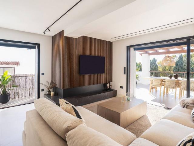 Apartamento en Venta en La Carolina Guadalpín
