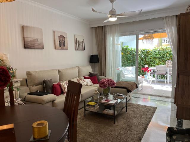 Apartamento en Venta en La Carolina Guadalpín