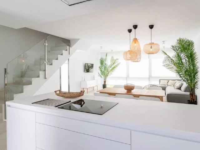 Apartamento en Venta en La Dama de Noche La Alzambra