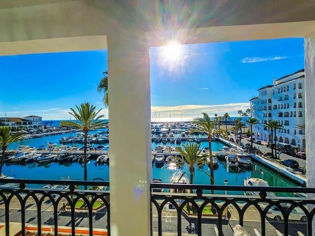 Apartamento en venta en La Duquesa / Puerto de la Duquesa, Málaga Costa del Sol