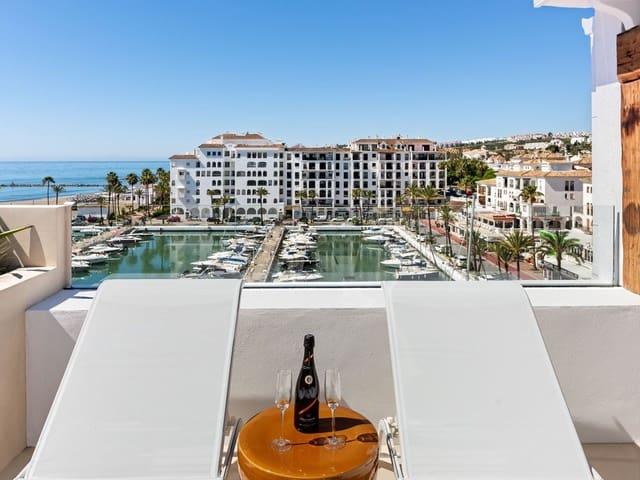 Apartamento en venta en La Duquesa / Puerto de la Duquesa, Málaga Costa del Sol