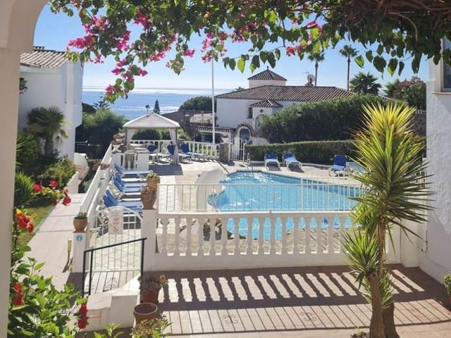 Apartamento en venta en La Duquesa / Puerto de la Duquesa, Málaga Costa del Sol