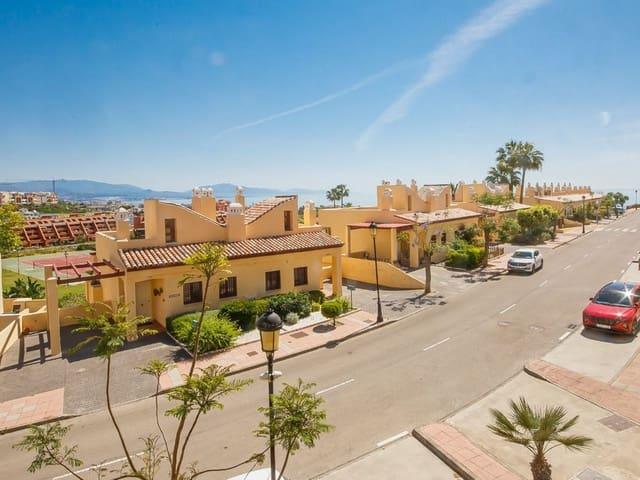 Apartamento en venta en La Duquesa / Puerto de la Duquesa, Málaga Costa del Sol