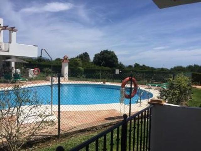 Apartamento en venta en La Línea de la Concepción, Alcaidesa