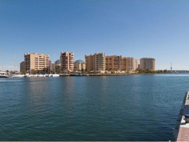 Apartamento en Venta en La Manga del Mar Menor, Murcia