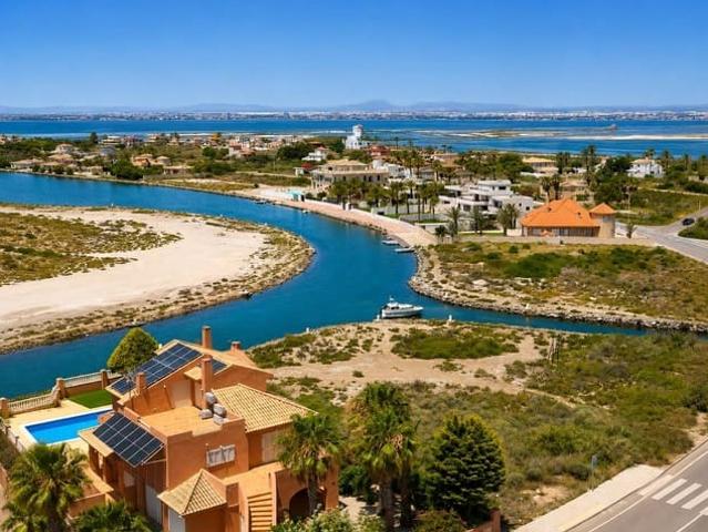 Apartamento en venta en La Manga del Mar Menor, Murcia Costa Cálida