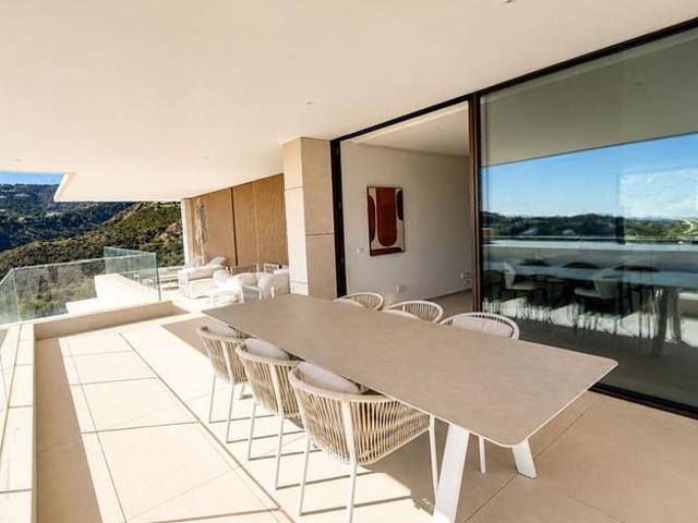 Apartamento en venta en La Quinta, Málaga Costa del Sol