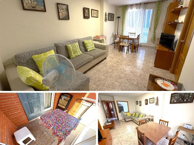 Apartamento en venta en La Ràpita, El Maset Costa Dorada. Centrico y a 400 metros de la Playa, Apartamento de 2 Dormitorios Dobles, Baño, Cocina independiente, Terraza, Parking, Trastero y.
