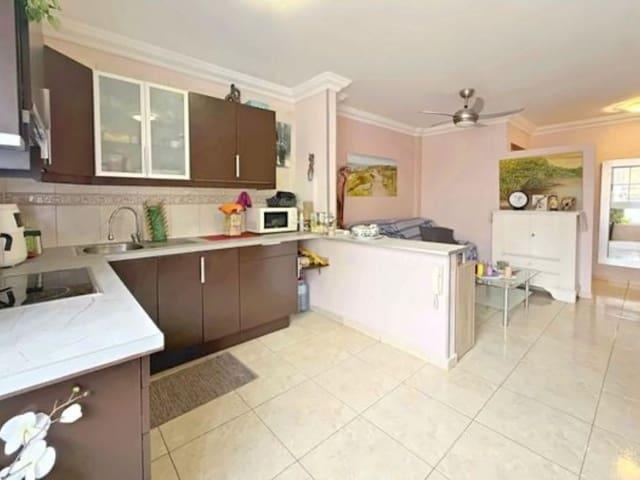 Apartamento en venta en Las Chafiras San Miguel, Tenerife