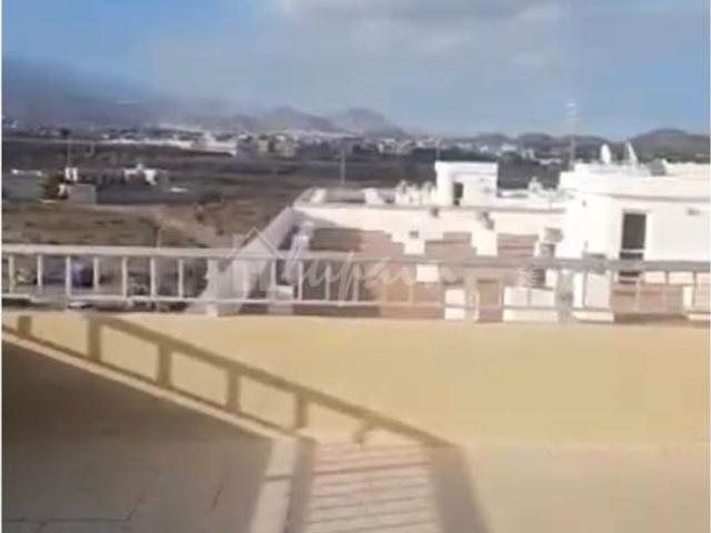 Apartamento en venta en Las Galletas, Tenerife