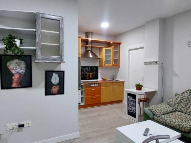 Apartamento en venta en Las Delicias 47013
