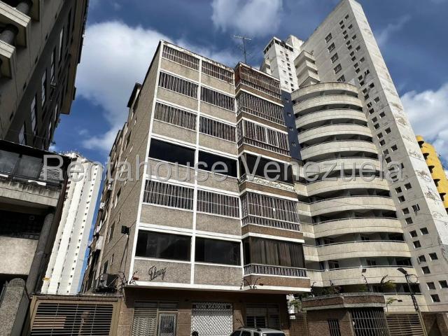 Apartamento en Venta en Las Delicias de Sabana Grande, Caracas