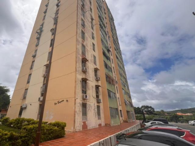 Apartamento en Venta en las Trinitarias Barquisimeto Este EC 10026918