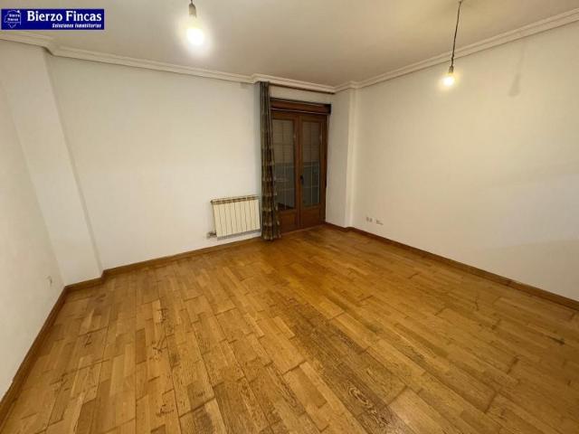 Apartamento en venta en León, Casco Antiguo