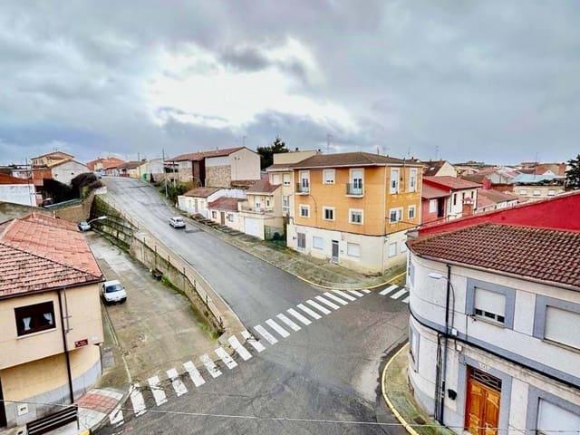 Apartamento en venta en La Bañeza, León