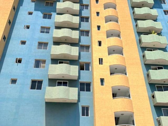 Apartamento en Venta en Lechería Anzoátegui 90 m2. 3 hab