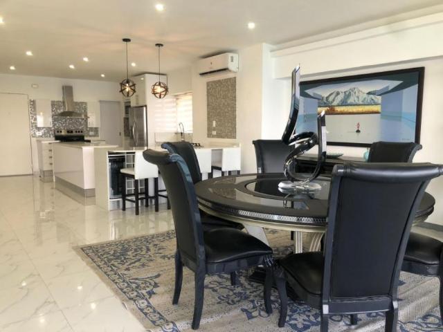 Apartamento en Venta en Lechería LECHERIA Anzoátegui 172 m2. 3 hab