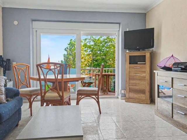 Apartamento en Venta en Les Bovetes La Felicidad