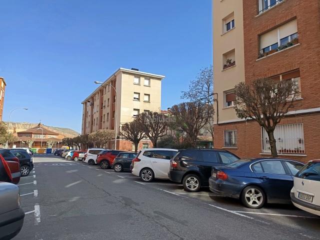 Apartamento en venta en Logroño, San Millán Ayuntamiento. Apartamentos.