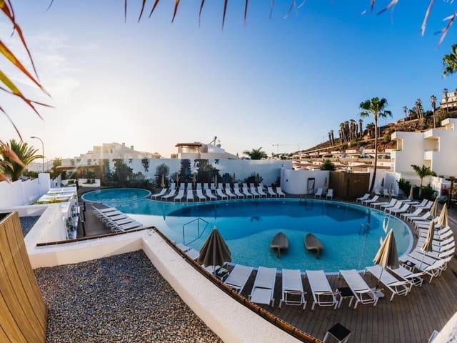 Apartamento en venta en Los Cristianos, Tenerife
