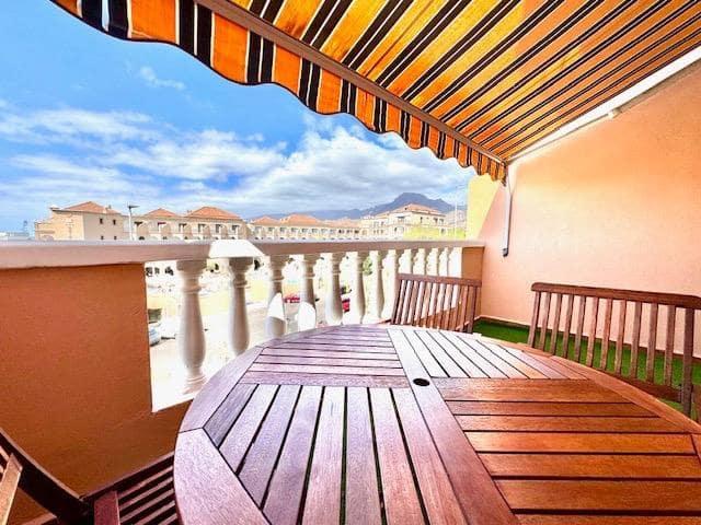 Apartamento en venta en Los Cristianos, Tenerife