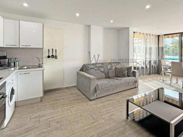 Apartamento en venta en Los Cristianos, Avenida Ámsterdam, 38650