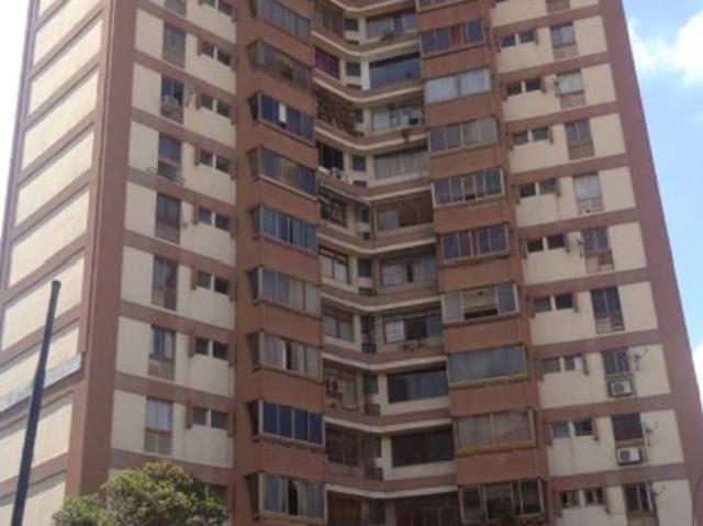 APARTAMENTO EN VENTA EN LOS DOS CAMINOS 127m2 3h+s/2b+s/2p