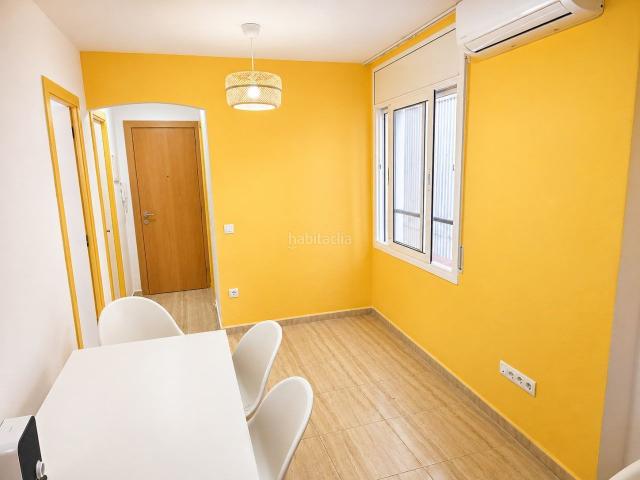 Apartamento en venta en Lloret de Mar, Centre Costa Brava. Apartamento de 2 dormitorios a 250 metros del mar con licencia turística. Apartamentos Lloret de.