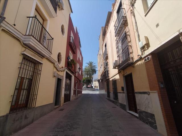 Apartamento en venta en Lucena, Centro. Apartamentos.
