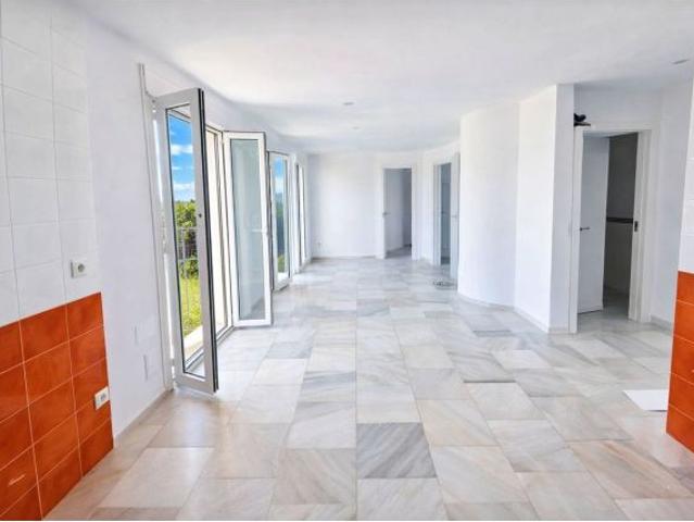 Apartamento en Venta en Manilva, Málaga