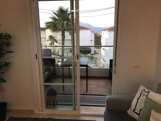 Apartamento en venta en Manilva, Alcorrín. Piso Espacioso de 3 Dormitorios. Apartamentos.