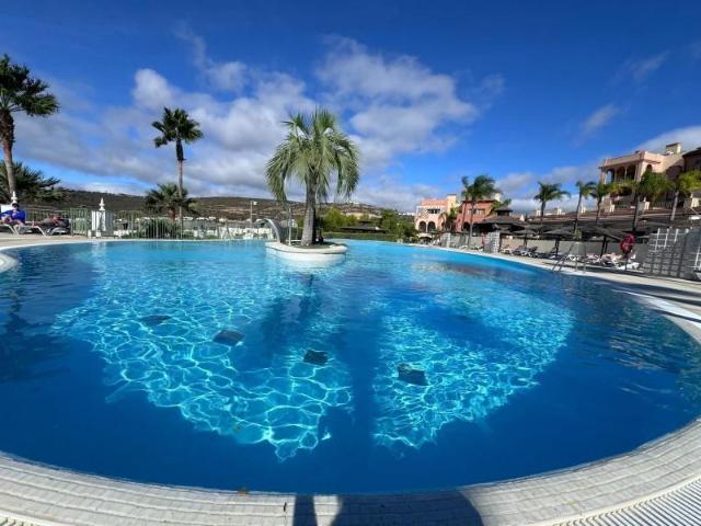Apartamento en venta en Manilva, Bahia de las rocas
