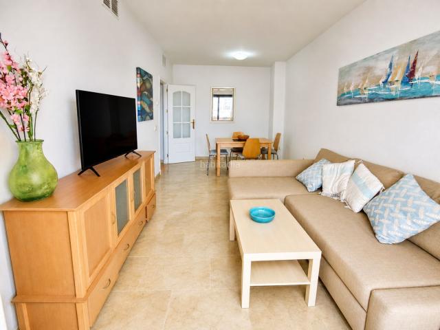 Apartamento en venta en Manilva, Puerto de la Duquesa. APARTAMENTO CON LICENCIA TURÍSTICA Y VISTAS PANORÁMICAS AL MAR EN MARINA DE LA DUQUESA. Apartamentos.