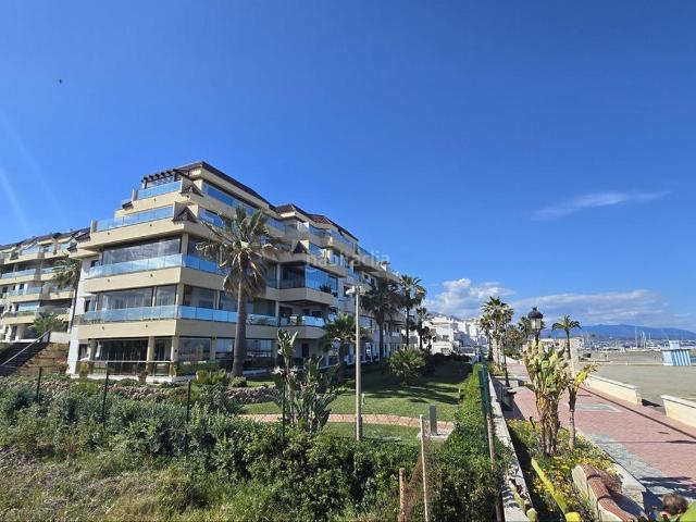 Apartamento en venta en Manilva, Puerto de la Duquesa. Apartamentos.