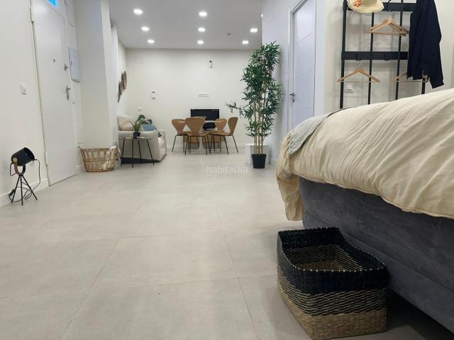 Apartamento en venta en Madrid, Canillejas. Apartamento planta calle. Apartamentos.