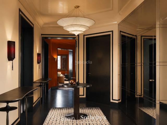 Apartamento en venta en Madrid, Gaztambide. Arquitectura protegida, luz, altura. Apartamentos.