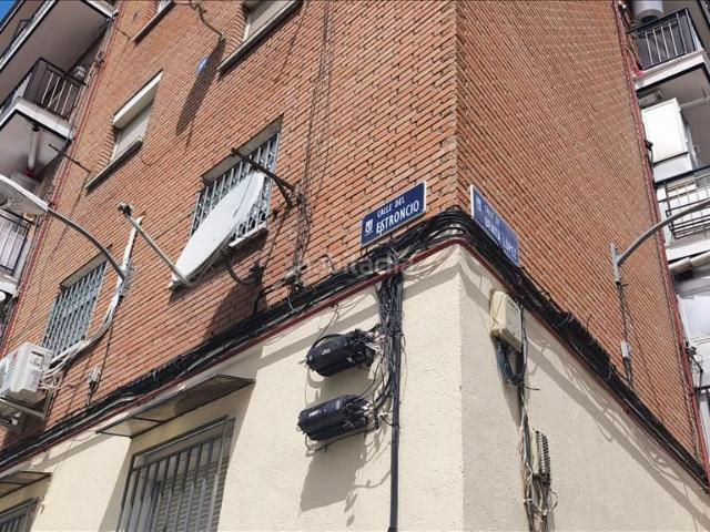 Apartamento en venta en Madrid, Los Rosales. Apartamentos.