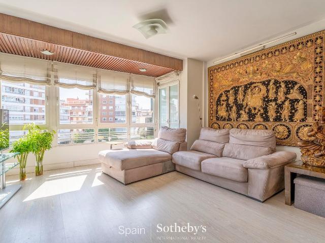 Apartamento en venta en Madrid, Lista. Luminoso piso en Diego de León. Apartamentos.