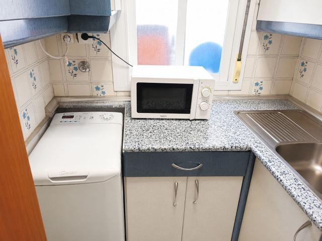 Apartamento en venta en Madrid, Numancia. Piso en Puente de Vallecas ¡Oportunidad en Primera Planta!. Apartamentos.