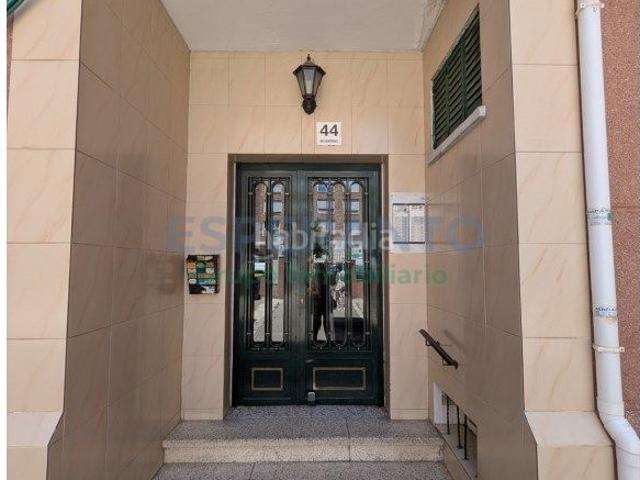 Apartamento en venta en Madrid, Pueblo Nuevo. En venta piso en Pueblo Madrid. Apartamentos.