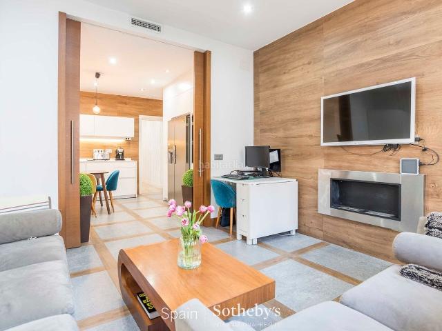 Apartamento en venta en Madrid, Quintana. Piso exterior en el Barrio de Salamanca. Apartamentos.