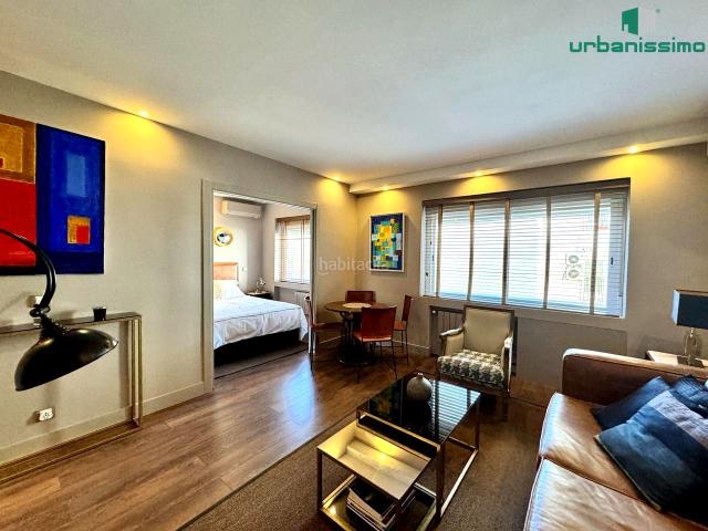 Apartamento en venta en Madrid, Universidad Malasaña. Luminoso apartamento amueblado en Fuencarral junto a Gran Vía. Apartamentos.