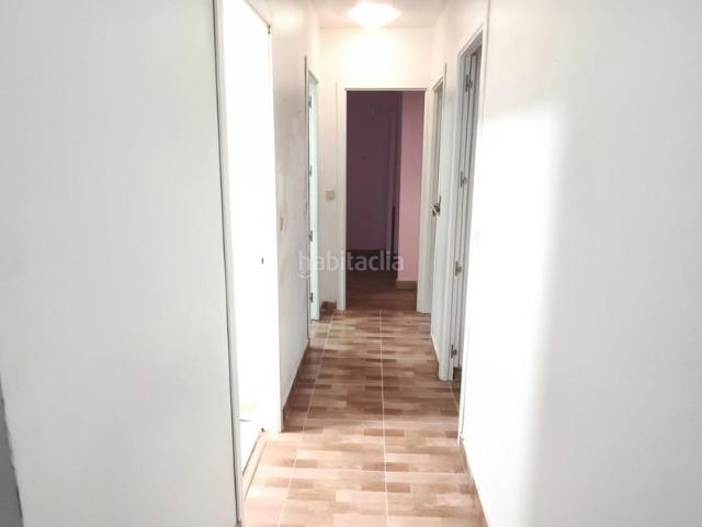 Apartamento en venta en Madrid, Villaverde Alto. Oportunidad de Inversión en Villaverde Alto Apartamento a Reformar por 190,000. Apartamentos.