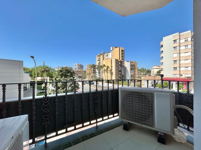Apartamento en venta en Málaga, Carranque Haza Cuevas. Apartamentos.