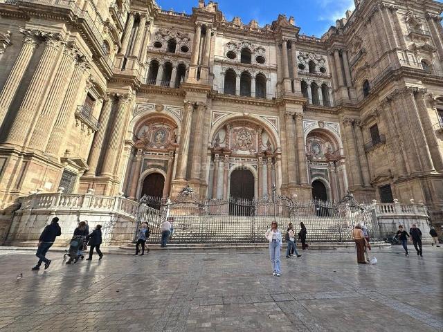 Apartamento en venta en Málaga, La Goleta San Felipe Neri. Apartamentos.